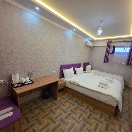 Samarkand Imron Hotel Bagian luar foto