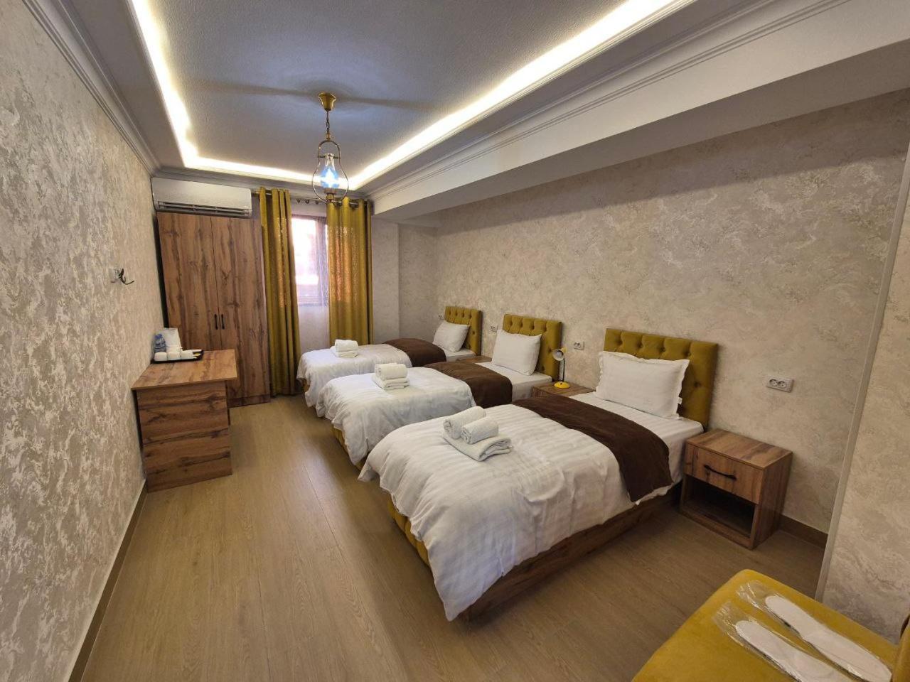 Samarkand Imron Hotel Bagian luar foto