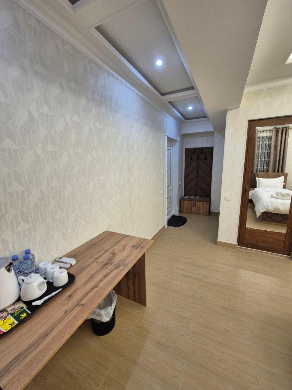 Samarkand Imron Hotel Bagian luar foto