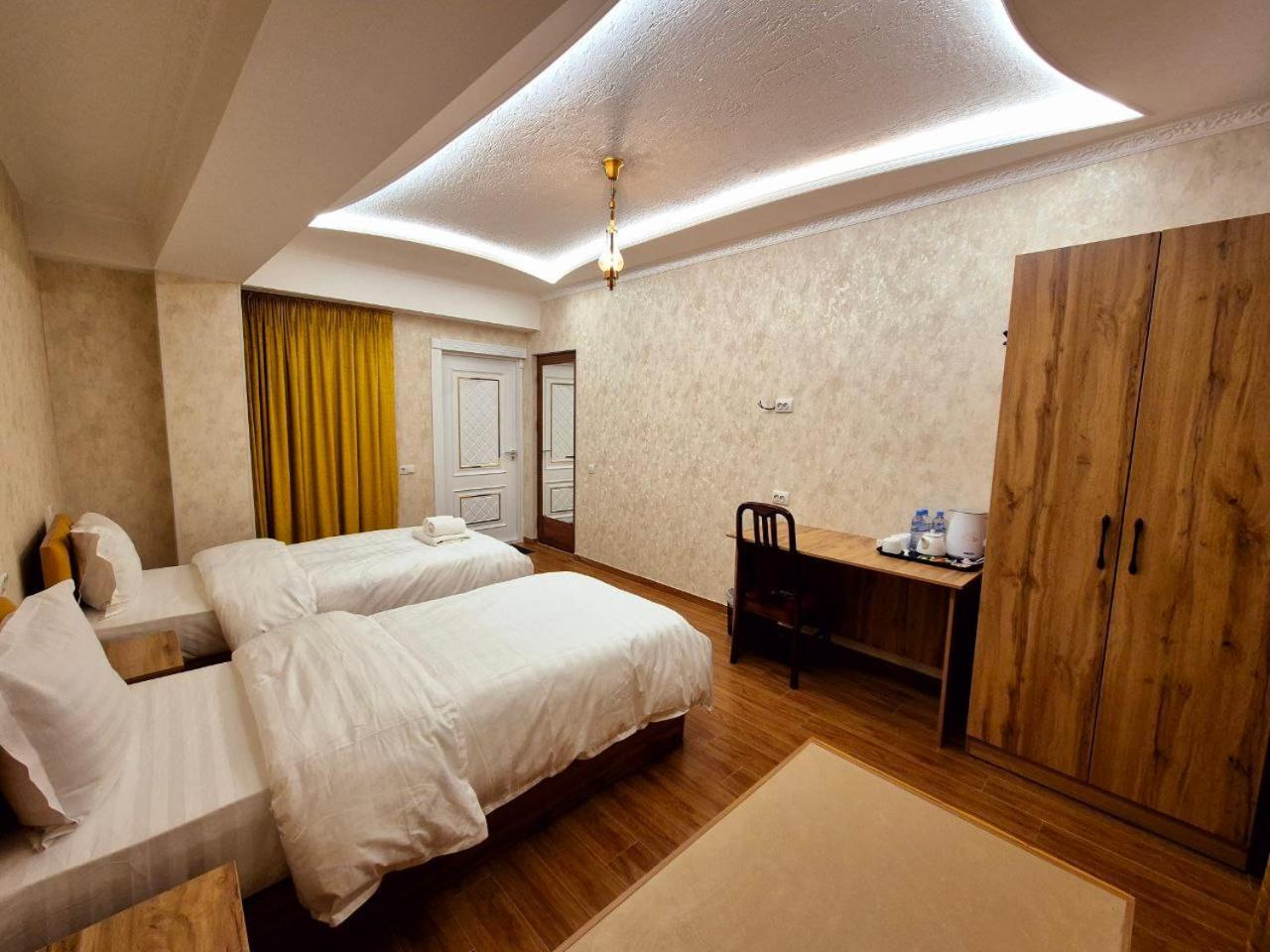 Samarkand Imron Hotel Bagian luar foto
