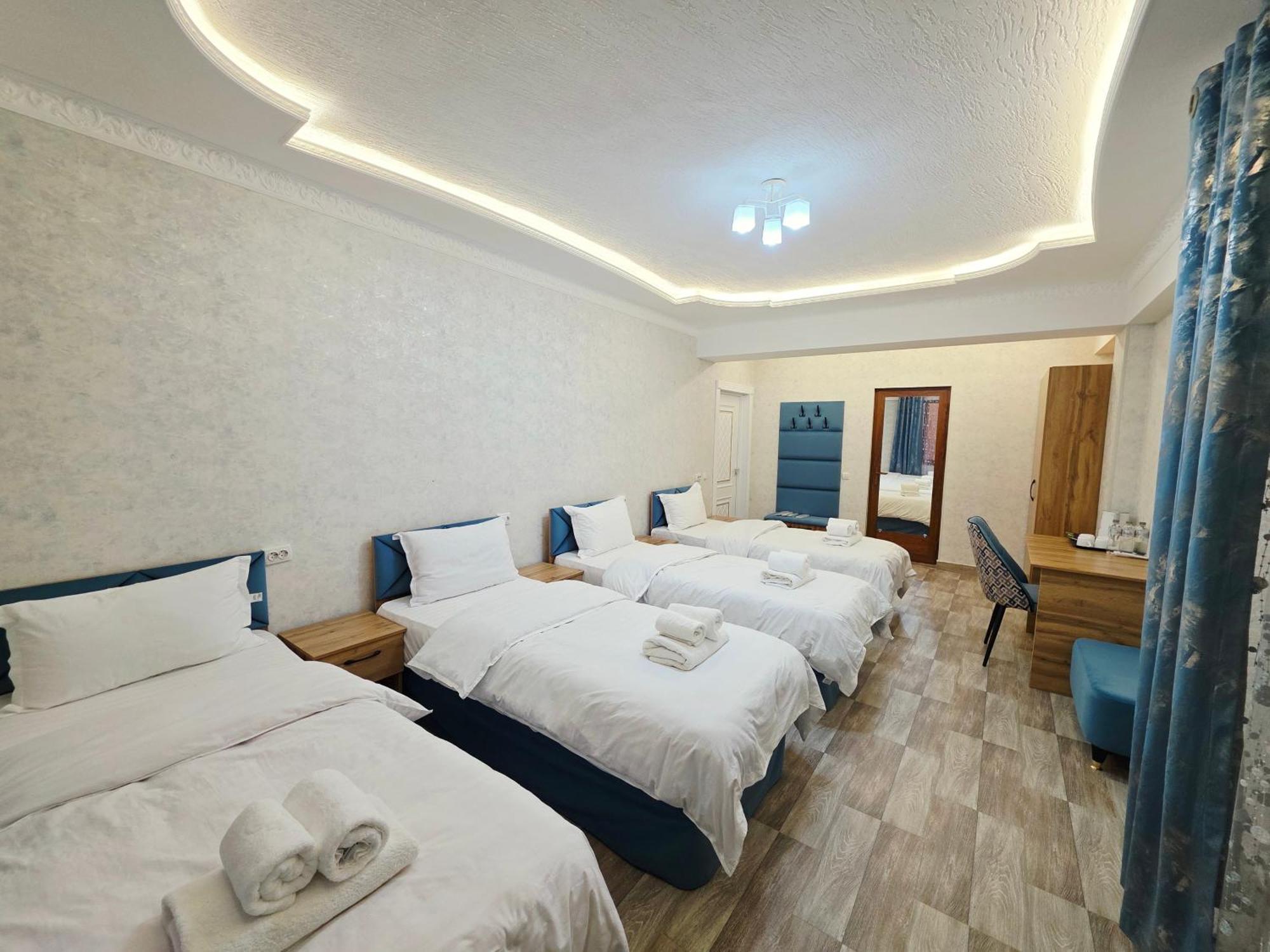 Samarkand Imron Hotel Bagian luar foto