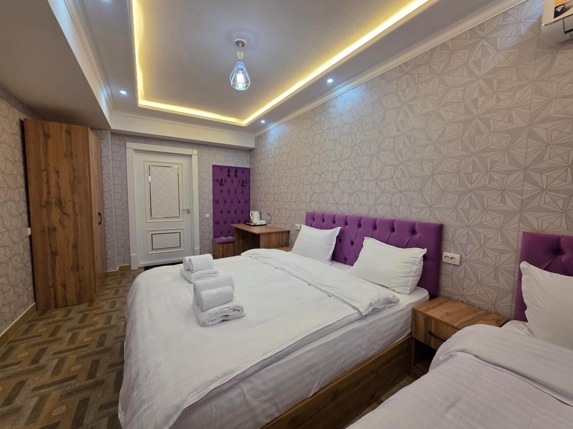 Samarkand Imron Hotel Bagian luar foto